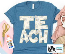 Load image into Gallery viewer, Teacher Daisy